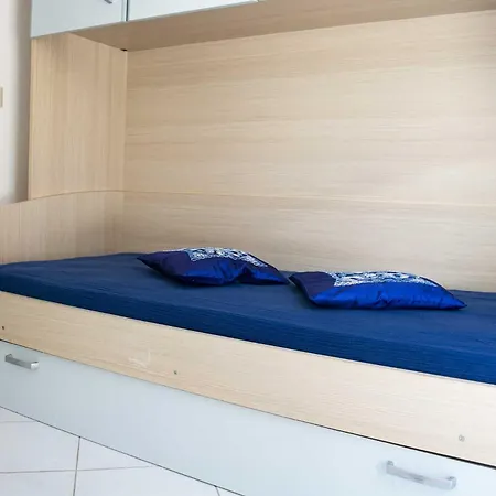 Appartamento In Via Schipa Pescoluse *
