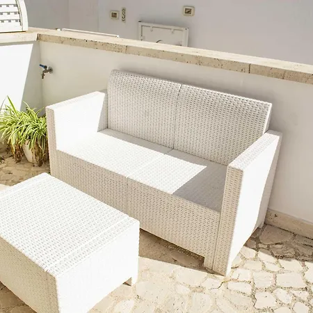 In Via Schipa Pescoluse Apartment *