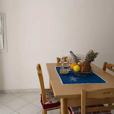 Apartment In Via Schipa Pescoluse *