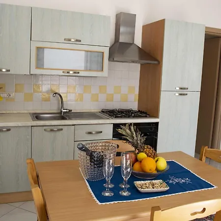 Apartment In Via Schipa Pescoluse *