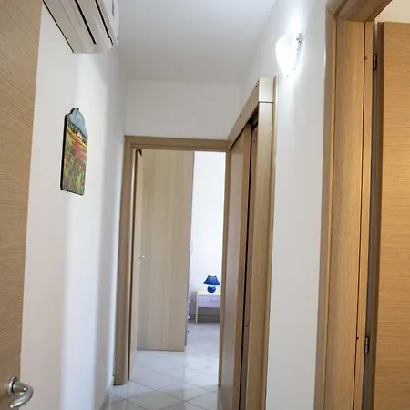 Appartamento In Via Schipa Pescoluse Marina Di Pescoluse